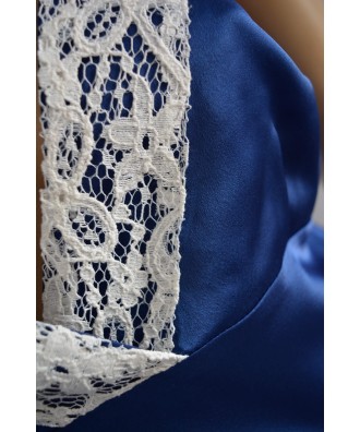 Pijama eleganta, confectionata din material satinat