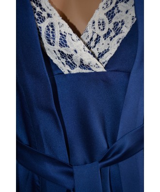 Halat albastru cu pijama eleganta, confectionata din material satinat