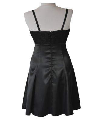 Rochie eleganta scurta, usor evazata
